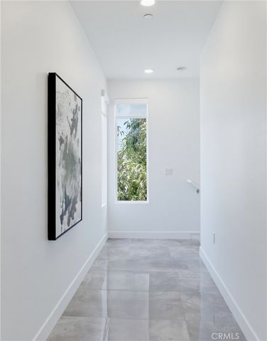 162 Bowery, Irvine, CA 92612