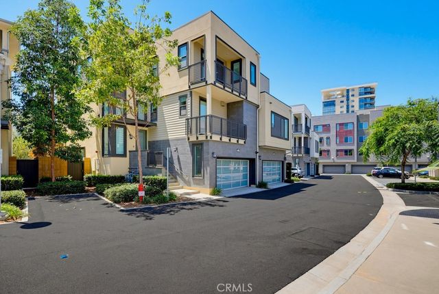 162 Bowery, Irvine, CA 92612