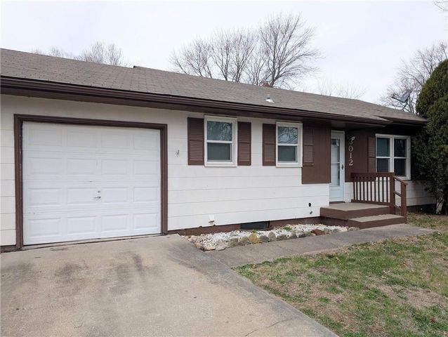 3012 S Hedges Avenue, Independence, MO 64052