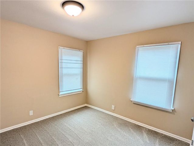 3012 S Hedges Avenue, Independence, MO 64052