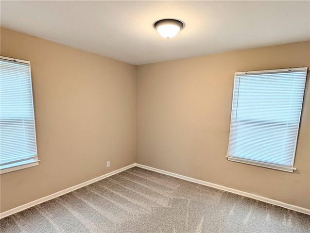 3012 S Hedges Avenue, Independence, MO 64052