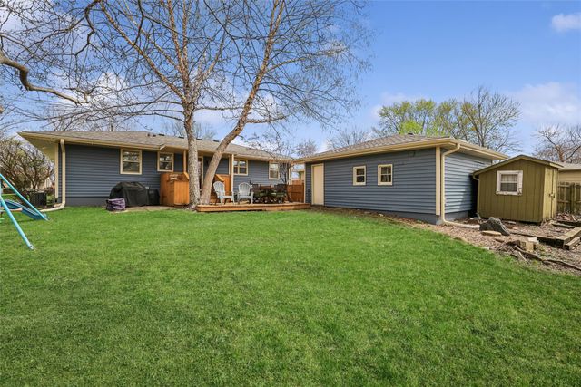 4020 64th Street, Urbandale, IA 50322