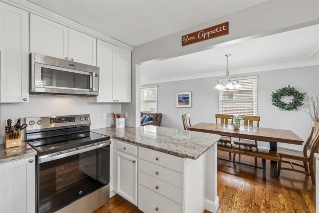 4020 64th Street, Urbandale, IA 50322