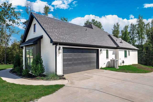 108 Shepherd Loop Drive, Arkadelphia, AR 71923