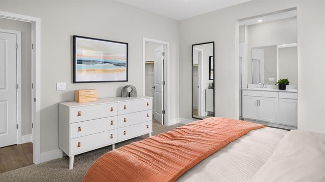 601 Amber Dr, Waterford, CA 95386