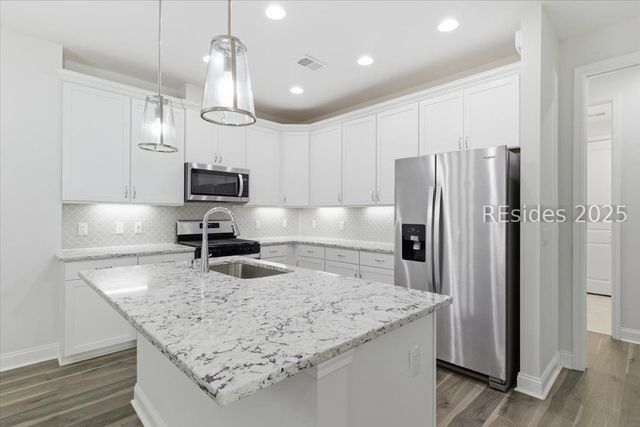 155 Weekend Ave, Hardeeville, SC 29927