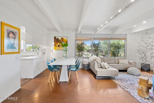 11046 N 74TH Street, Scottsdale, AZ 85260