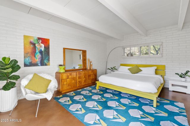 11046 N 74TH Street, Scottsdale, AZ 85260