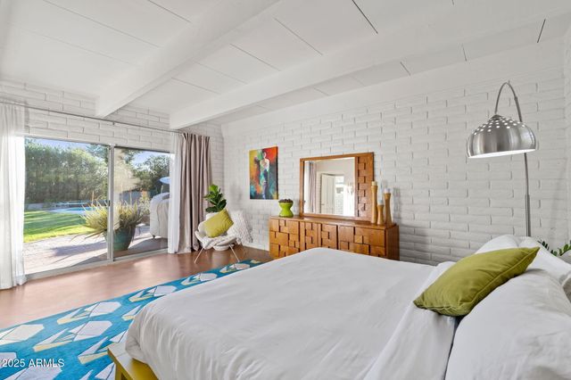 11046 N 74TH Street, Scottsdale, AZ 85260