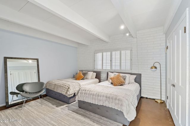 11046 N 74TH Street, Scottsdale, AZ 85260