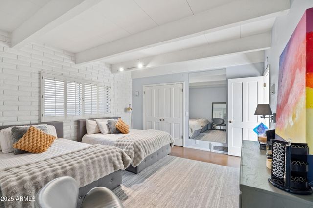 11046 N 74TH Street, Scottsdale, AZ 85260