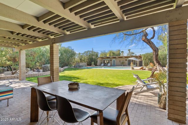 11046 N 74TH Street, Scottsdale, AZ 85260