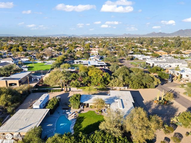11046 N 74TH Street, Scottsdale, AZ 85260