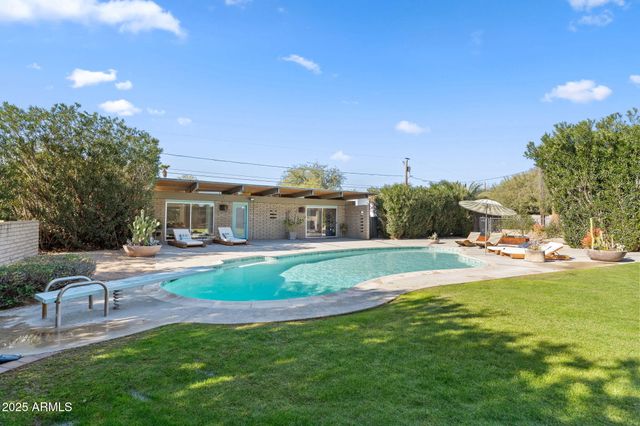 11046 N 74TH Street, Scottsdale, AZ 85260