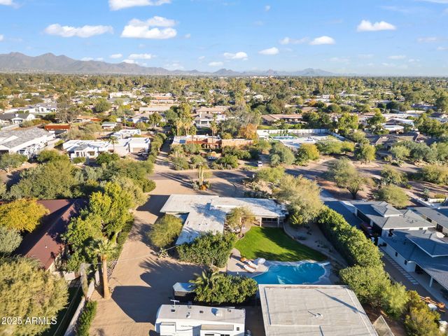 11046 N 74TH Street, Scottsdale, AZ 85260
