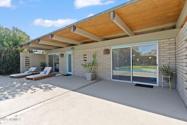 11046 N 74TH Street, Scottsdale, AZ 85260