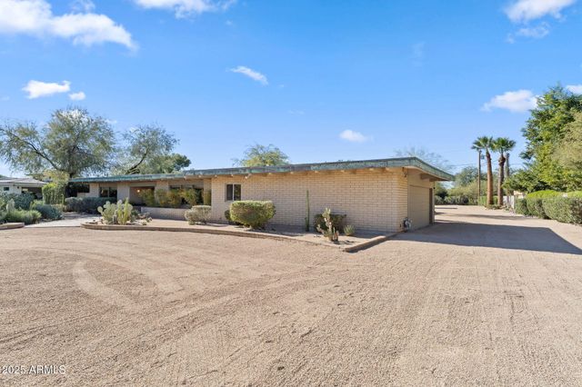 11046 N 74TH Street, Scottsdale, AZ 85260
