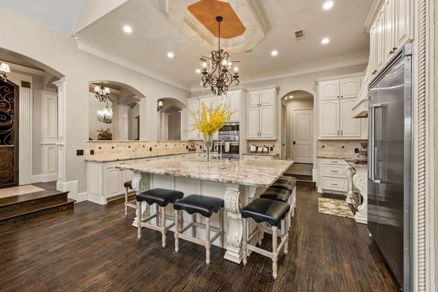3300 Alexandria Court, Grapevine, TX 76092