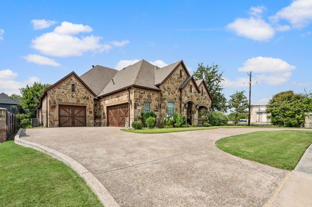 3300 Alexandria Court, Grapevine, TX 76092