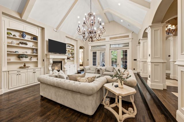 3300 Alexandria Court, Grapevine, TX 76092