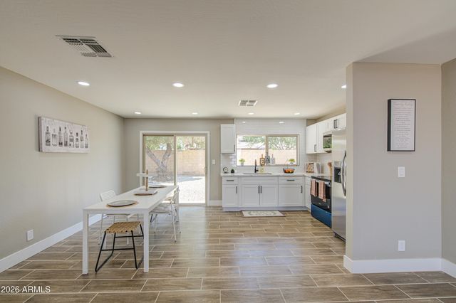 4929 W TOWNLEY Avenue, Glendale, AZ 85302
