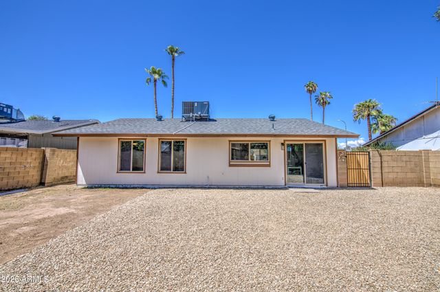 4929 W TOWNLEY Avenue, Glendale, AZ 85302