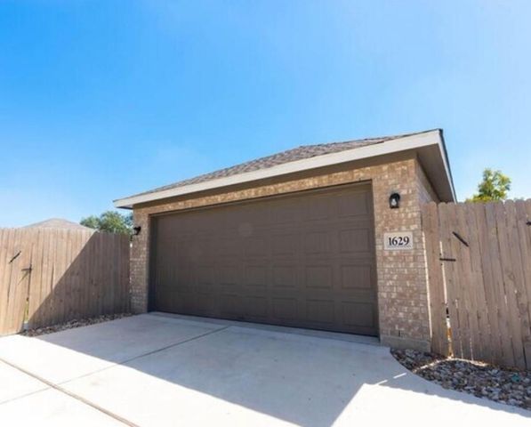 1629 Arapaho Mountain PASS, Leander, TX 78641
