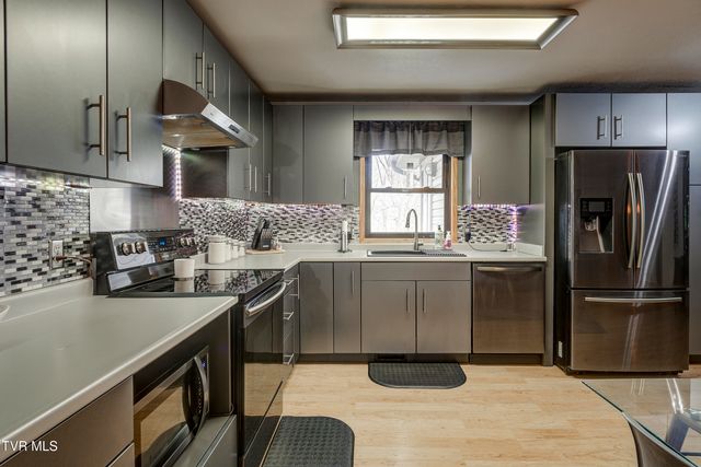 589 Headtown Road, Jonesborough, TN 37659