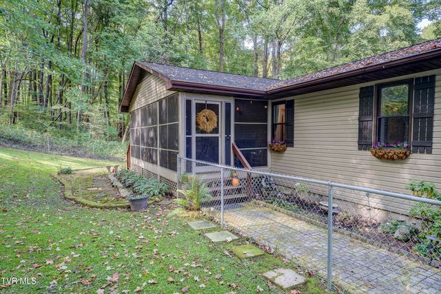 589 Headtown Road, Jonesborough, TN 37659