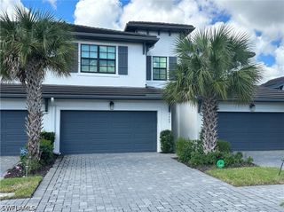 7509 Carnegie WAY, Naples, FL 34119