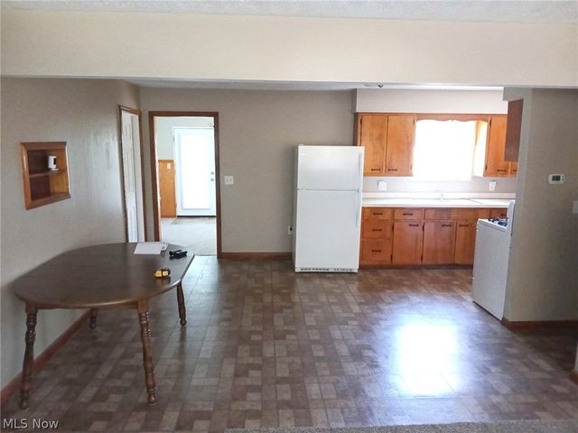 105 Newbanks Road, Parkersburg, WV 26104