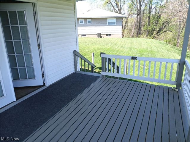 105 Newbanks Road, Parkersburg, WV 26104