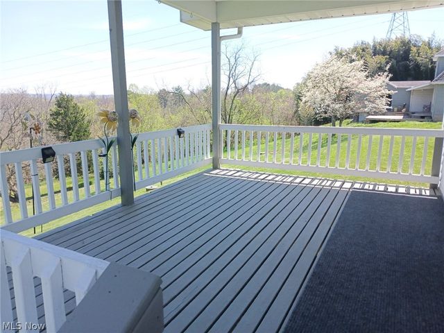 105 Newbanks Road, Parkersburg, WV 26104