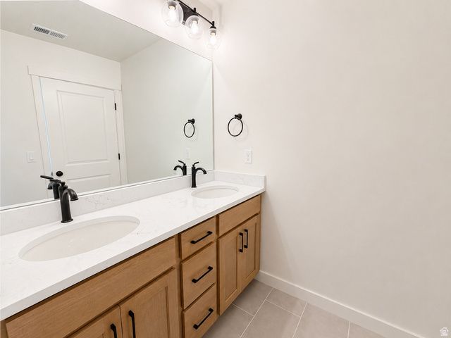 11432 S GLASS HILL DR, South Jordan, UT 84009