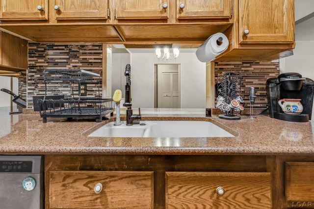 564 Birchwood Street, Jackson, MI 49203