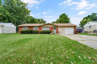 564 Birchwood Street, Jackson, MI 49203