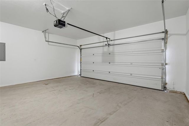 1004 Milan Lane, Kingfisher, OK 73750