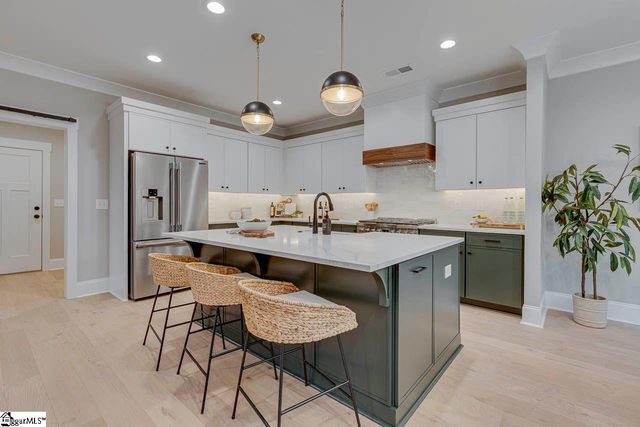 2329 Old Parker Road, Greenville, SC 29609