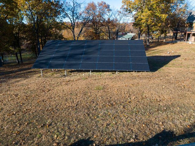 30611 Stonehaven Drive, Warsaw, MO 65355