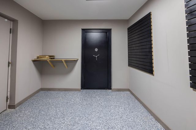 30611 Stonehaven Drive, Warsaw, MO 65355