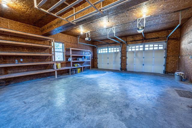 30611 Stonehaven Drive, Warsaw, MO 65355