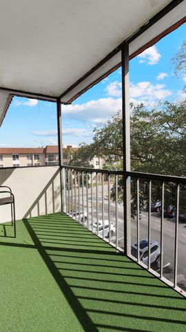 4156 Inverrary Drive 409, Lauderhill, FL 33319