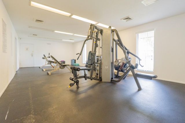 4156 Inverrary Drive 409, Lauderhill, FL 33319