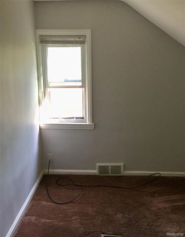 335 Midland Boulevard, Royal Oak, MI 48073