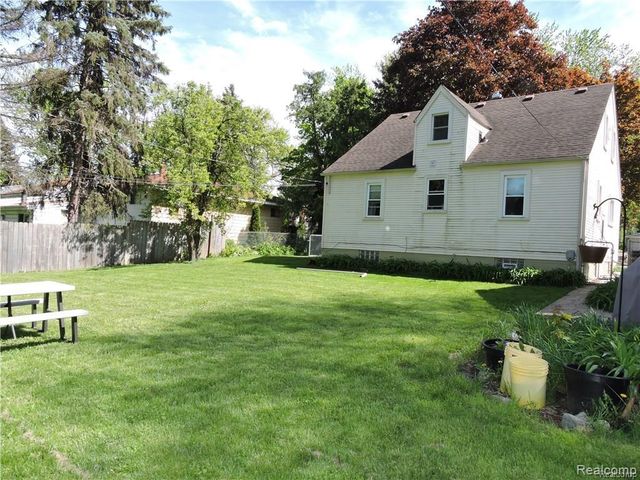 335 Midland Boulevard, Royal Oak, MI 48073