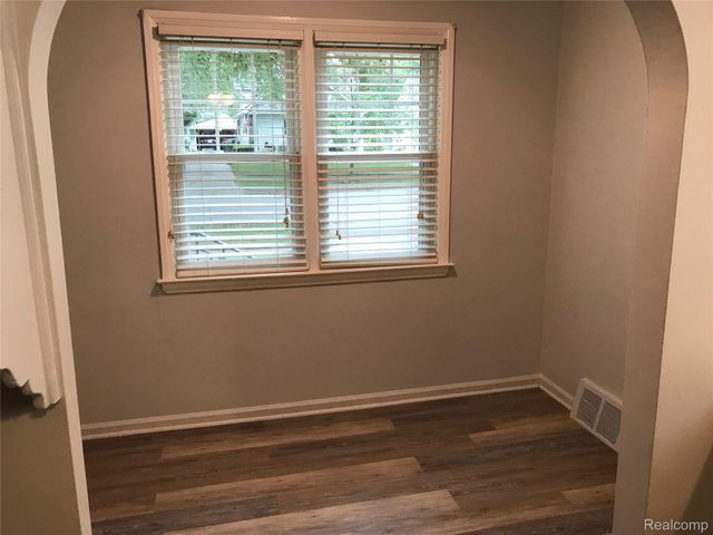 335 Midland Boulevard, Royal Oak, MI 48073