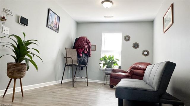 535 Clear Meadow Drive, Winston-salem, NC 27107