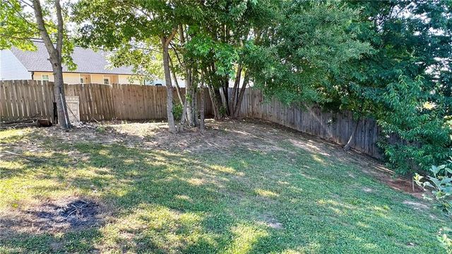 535 Clear Meadow Drive, Winston-salem, NC 27107