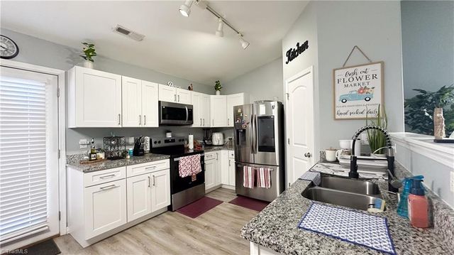 535 Clear Meadow Drive, Winston-salem, NC 27107