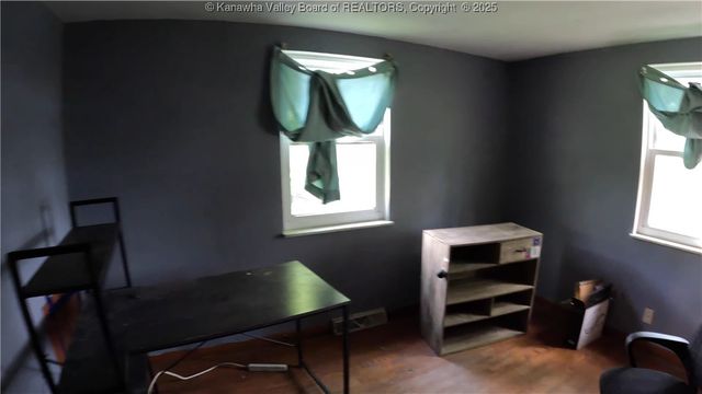 60 Dunbar Avenue, Dunbar, WV 25064